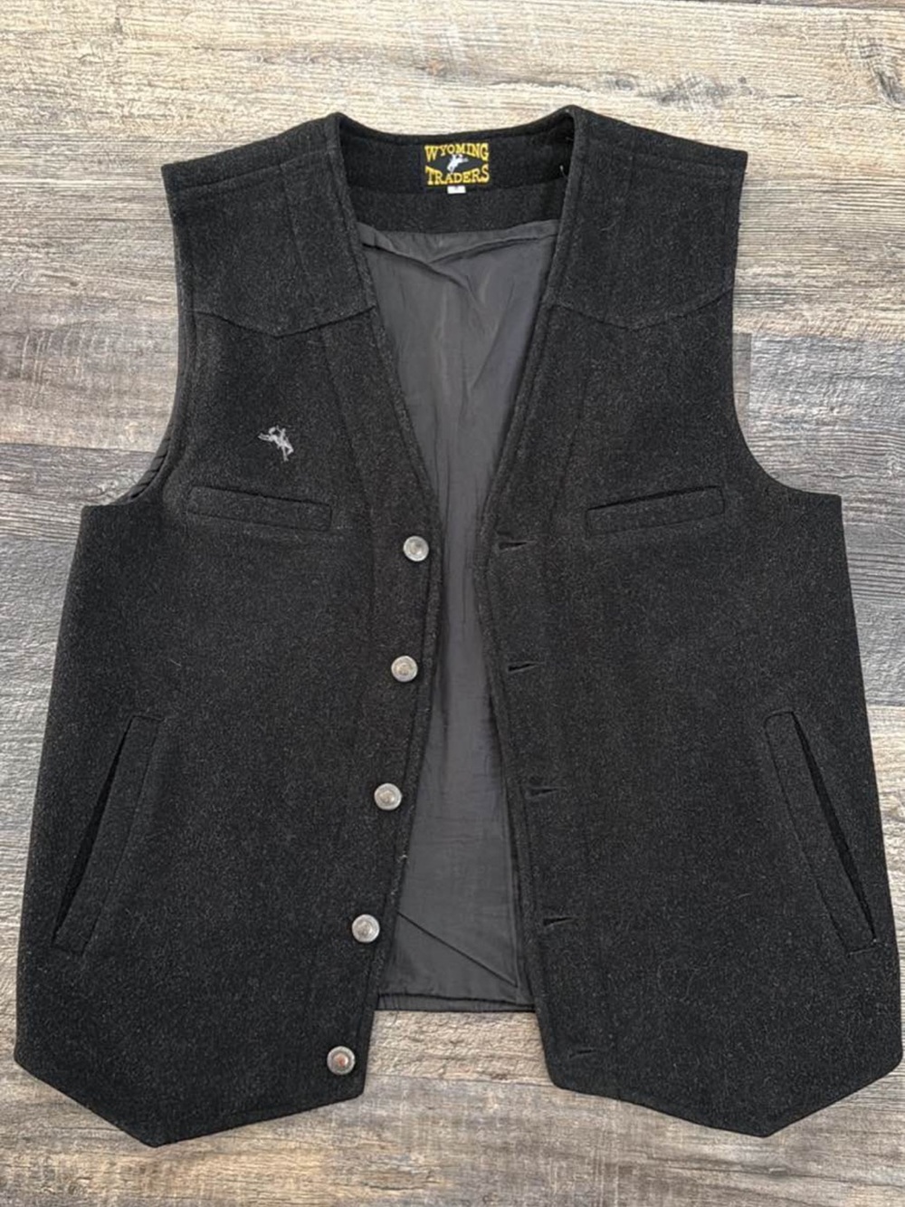 Wyoming Traders Men's Black Wool Vest